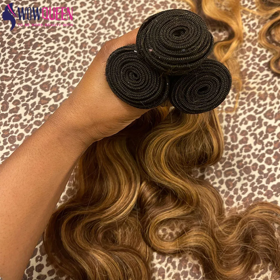 Основните снопчета Дълги къдрави снопове от човешка коса на Бразилския цвят на цвят мед блондинки 100% Реми за удължаване на косата 1/3/4 БР 30 инча