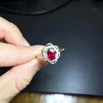 модерен пръстен с естествен рубин, пръстен с рубин е червен цвят и е сертифициран натурален скъпоценен камък е от сребро 925 проба, подарък за любов, подарък за раждане на